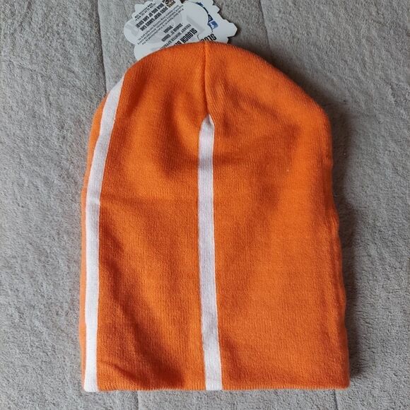 NWT PUGS Slouch Beanie Winter Hat - Picture 2 of 4